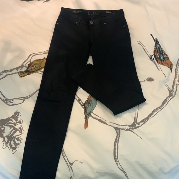 DL 1961 Emma Jeans - Picture 3 of 7